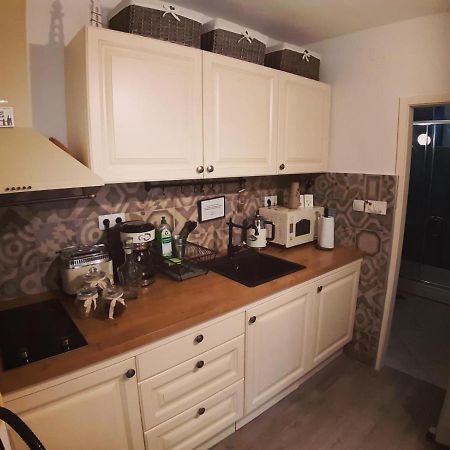 Liza'S Downtown Apartment Χβαρ Εξωτερικό φωτογραφία
